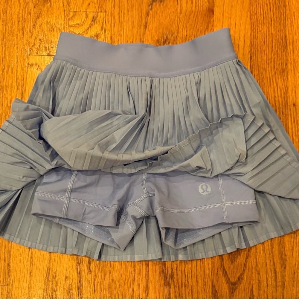 Lululemon Varsity High-Rise Pleated Tennis Skirt pickle ball
Oasis Blue size 0 - Picture 7 of 11